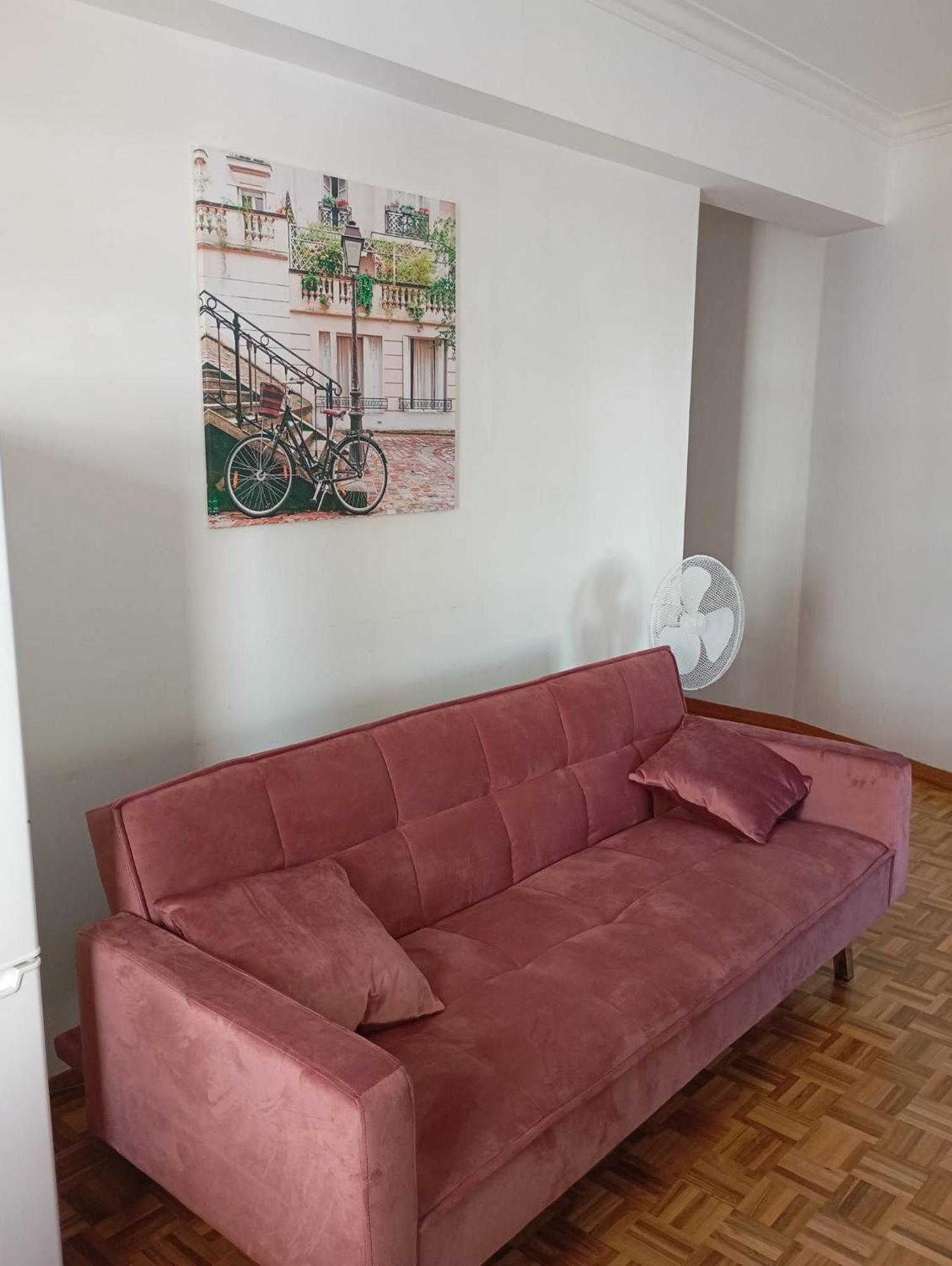 Rooms 10 Mins Walk From Train Station! Agualva-Cacem Экстерьер фото